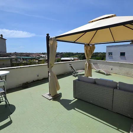 Romantic Attic With Terrace Over * Rome